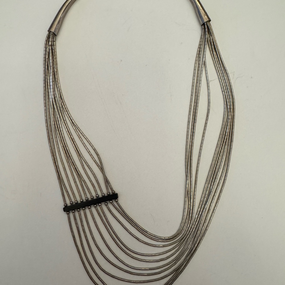 Vintage Native American Liquid Sterling Silver Necklace with onyx
